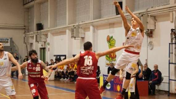 Serie B - Il Giulianova Basket 85 batte al fotofinish Senigallia e sale a quota 20 punti