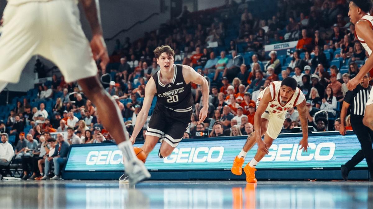 Il miglior Achille Lonati della stagione guida St. Bonaventure alla vittoria 