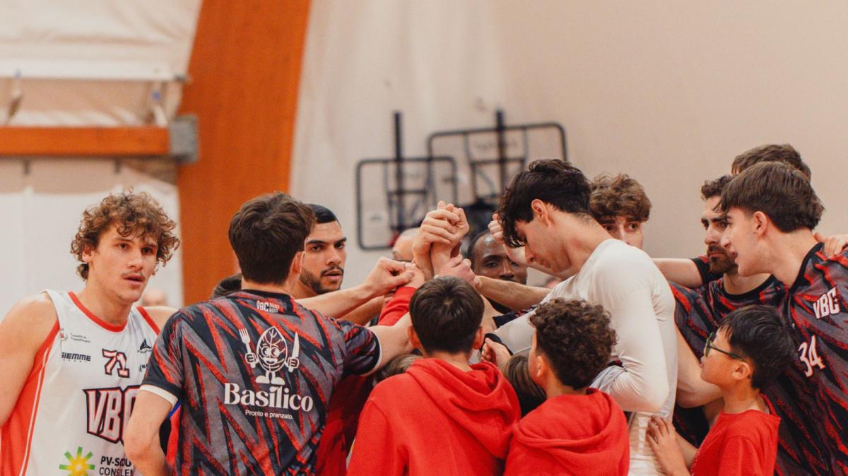 Serie B - La Valentino Castellaneta domina la Bim Bum Basket Rende