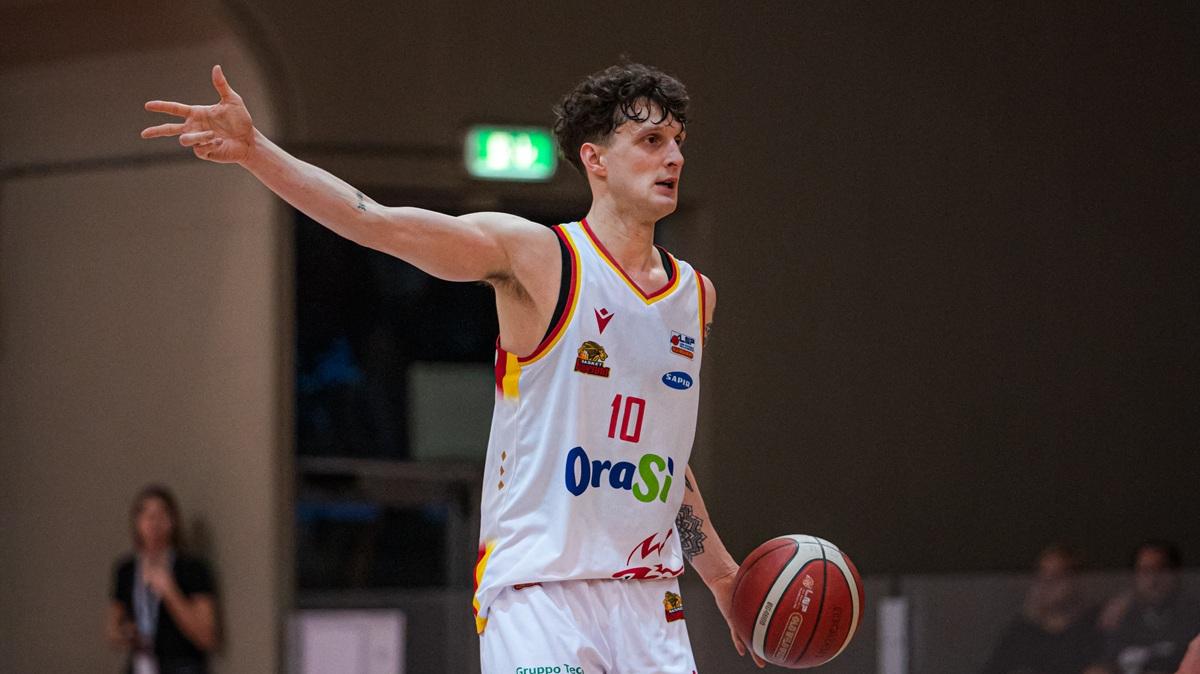 Serie B - OraSì in campo a Quarrata: le parole di coach Auletta alla vigilia 