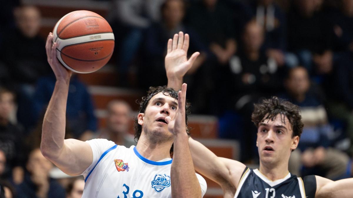 Serie B - La Virtus Ragusa chiude il girone d’andata contro Rende