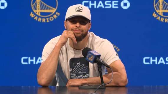 Steph Curry è il secondo sportivo più pagato al mondo, dietro solo Cristiano Ronaldo