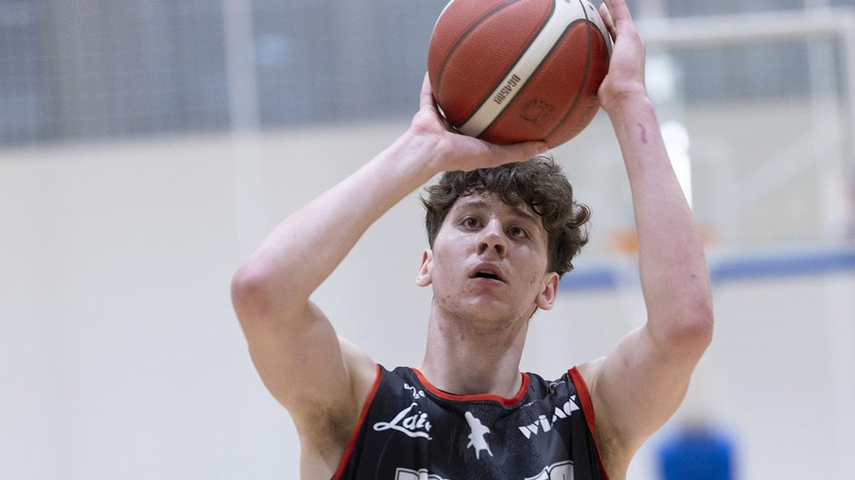 Oleggio Magic, mercoledì a casa di Social Osa Milano