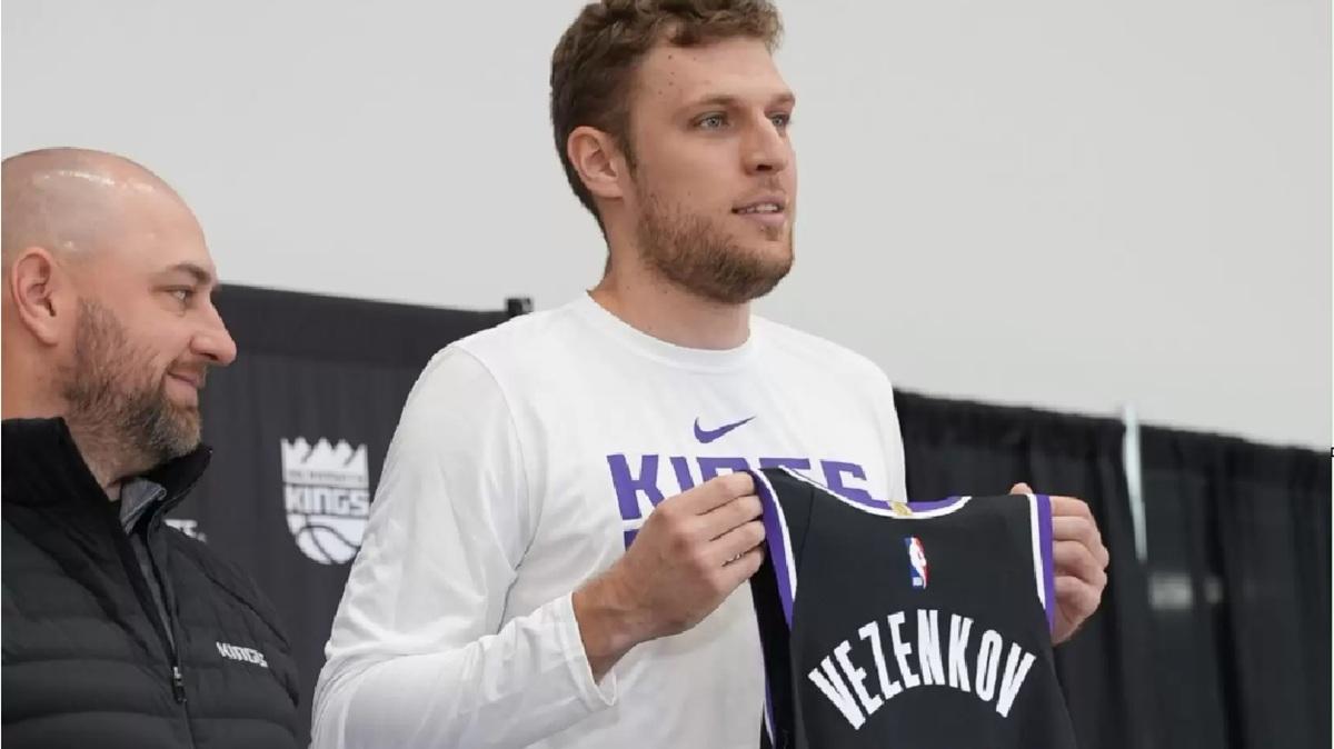 L'agente dice che Sasha Vezenkov non aveva supporto da Kings