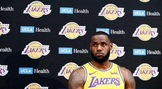 NBA - LeBron James salterà la preseason dei Los Angeles Lakers