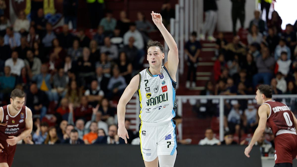 Cantù e Cremona lottano per il premio Under italiani FIP che ancora non c'è