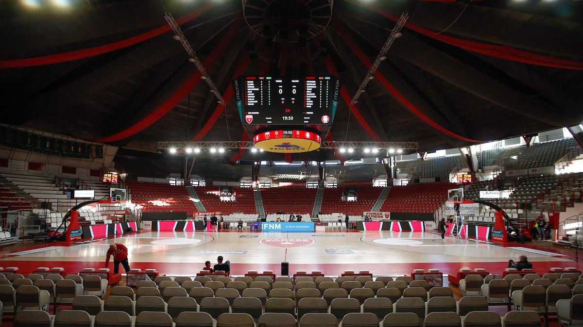 Derby Varese-Cantù, settore ospiti chiuso. Gli Eagles: "Vergogna"