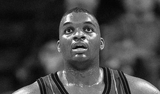 Addio a Oliver Miller: l'ex NBA scomparso a 54 anni