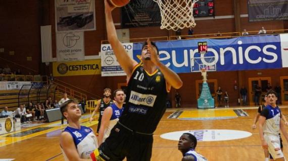 Serie B - Sfuma l’esordio casalingo perfetto per San Severo. I due punti a Ferrara