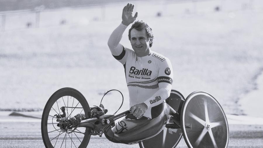 Addio Alex Zanardi, un minuto di silenzio su tutti i campi nel fine settimana