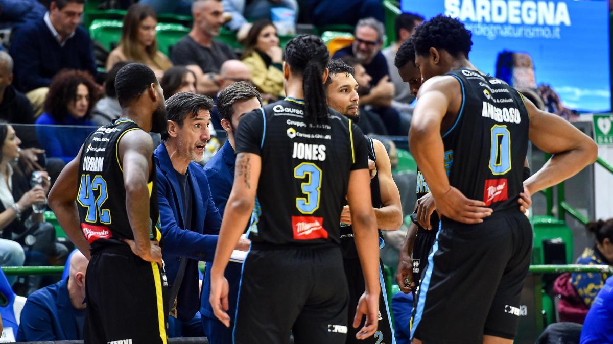 Cremona, l'analisi di Brotto: «La Dinamo ha fatto una partita straordinaria»