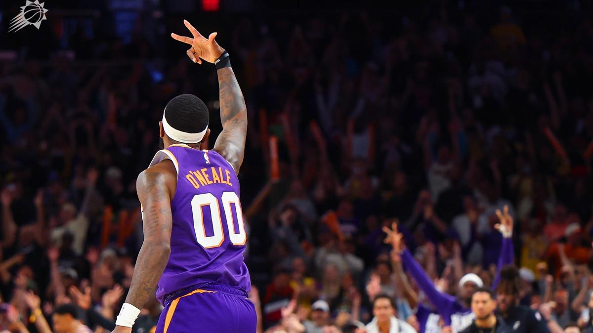  Suns-Lakers 113-110: O’Neale gela Los Angeles a 0.9 dal termine