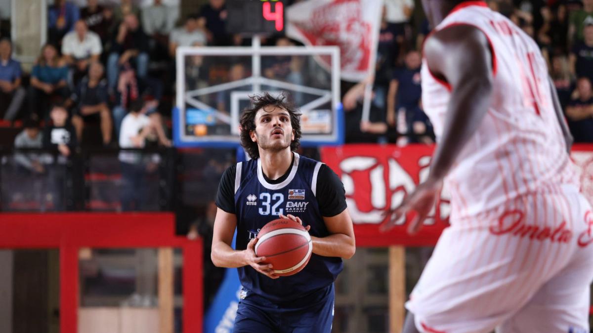 Serie B - Dany Basket Quarrata, stop a Imola contro l'Andrea Costa