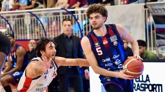 LIVE A2 - Real Sebastiani, un break di 28-4 per battere l'Urania Milano in Gara 1