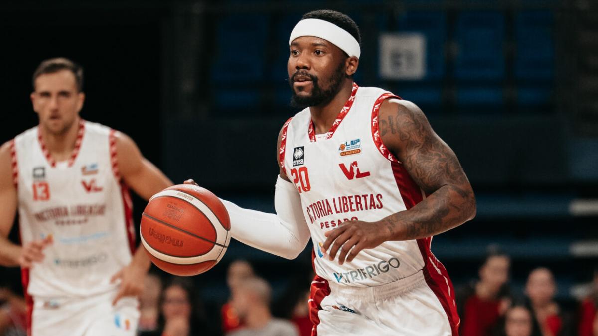 A2 - La Vuelle Pesaro conferma l'infortunio di Kay Felder in day-by-day