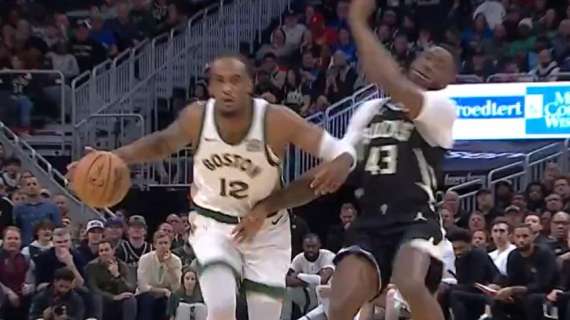 NBA - La notte di Thanasis Antetokounmpo: entra, standing ovation e tecnico