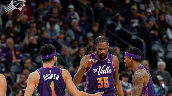 NBA - A Phoenix i Suns ritrovano il sorriso contro gli Hornets