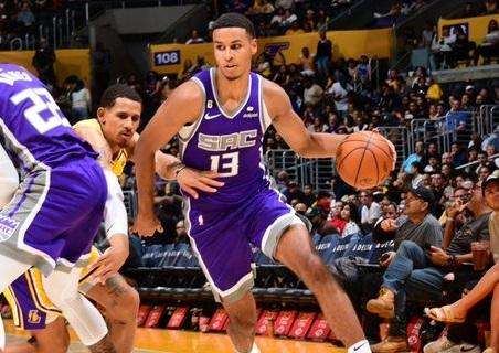 NBA - Preseason: i Lakers prendono 30 schiaffi dai Kings