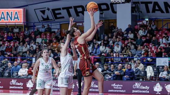 A1 F - Reyer Venezia chiude una striscia di 18 gare vinte a fila in campionato