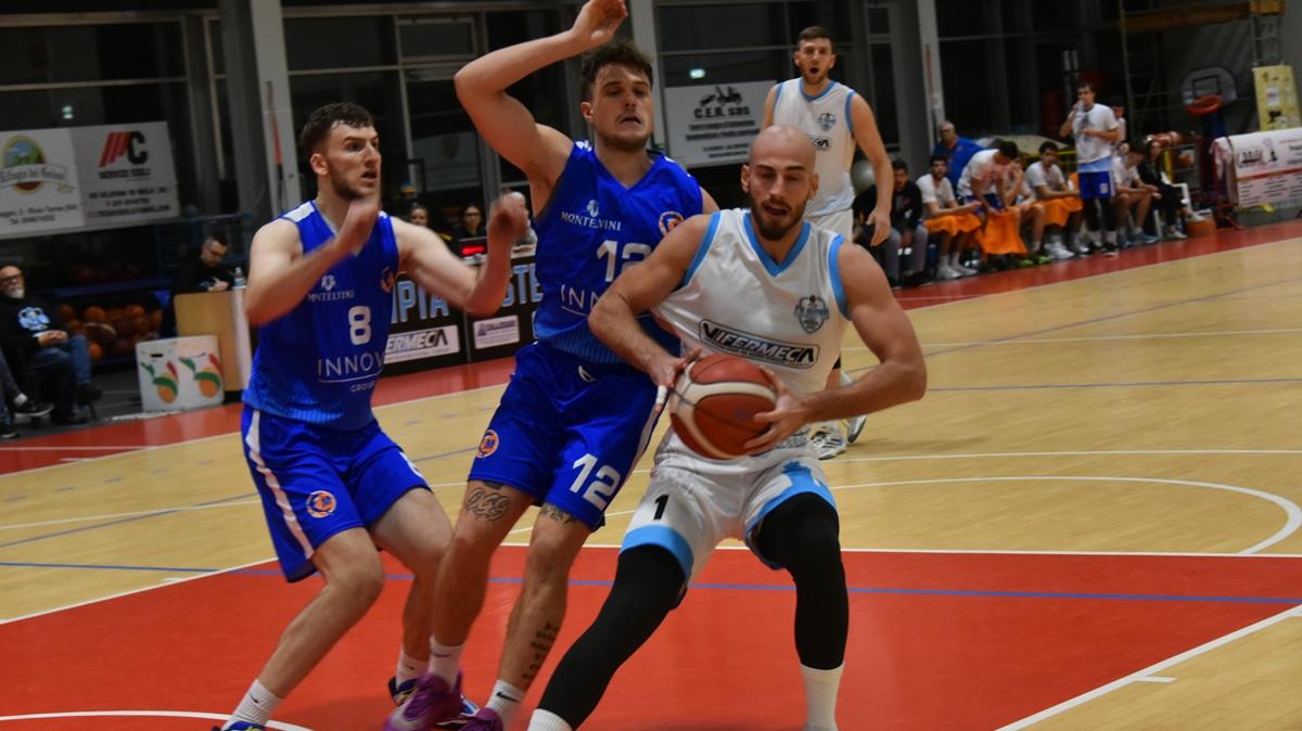 Serie B - Olimpia Castello, clamoroso harakiri contro Montebelluna