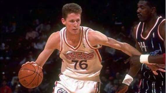 NBA - Mavericks, Shawn Bradley è paralizzato dopo un incidente d'auto