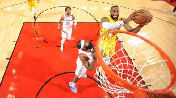 NBA - I Lakers danno lezione al Toyota Center di Houston
