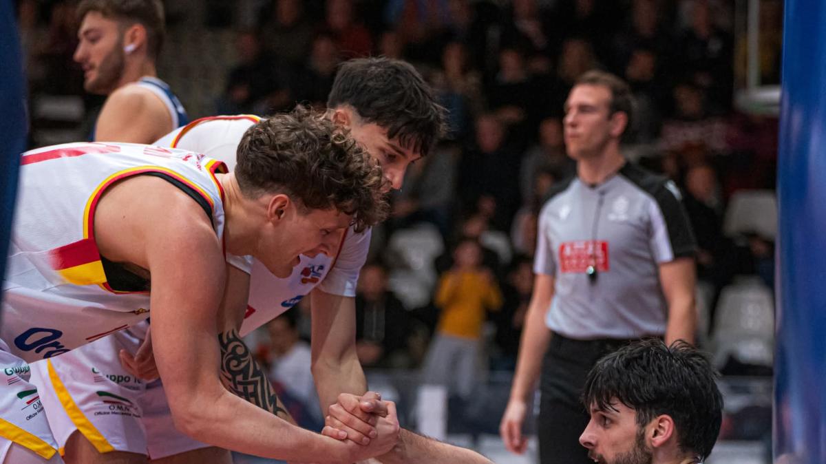 Serie B - OraSì attesa alla prova della capolista: domani la sfida alla Virtus Roma