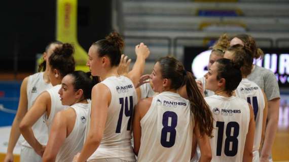 A2 F - Le Panthers Roseto steccano la prima al PalaMaggetti: vince Trieste