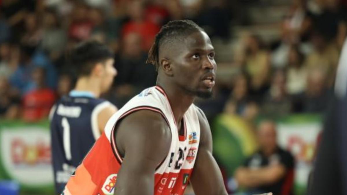 A2 - Gora Camara dominante guida la vittoria di Rimini su Roseto