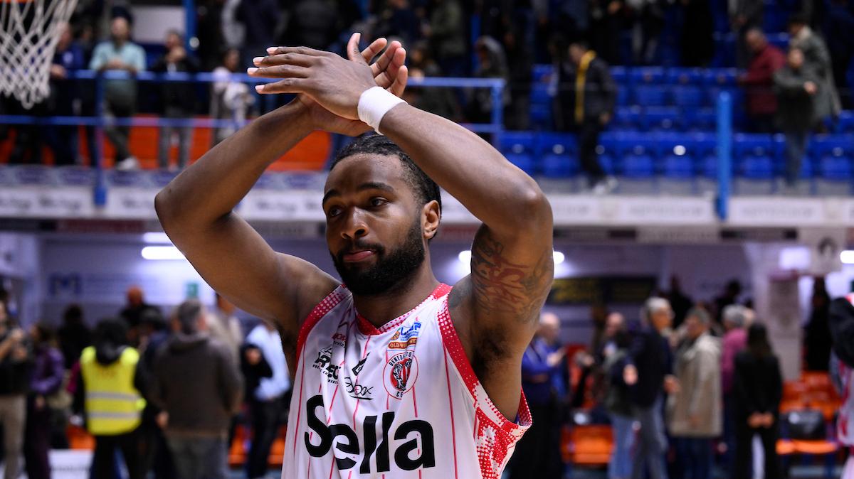 Gabe DeVoe lascia l'Italia: approda al Maccabi Rishon LeZion