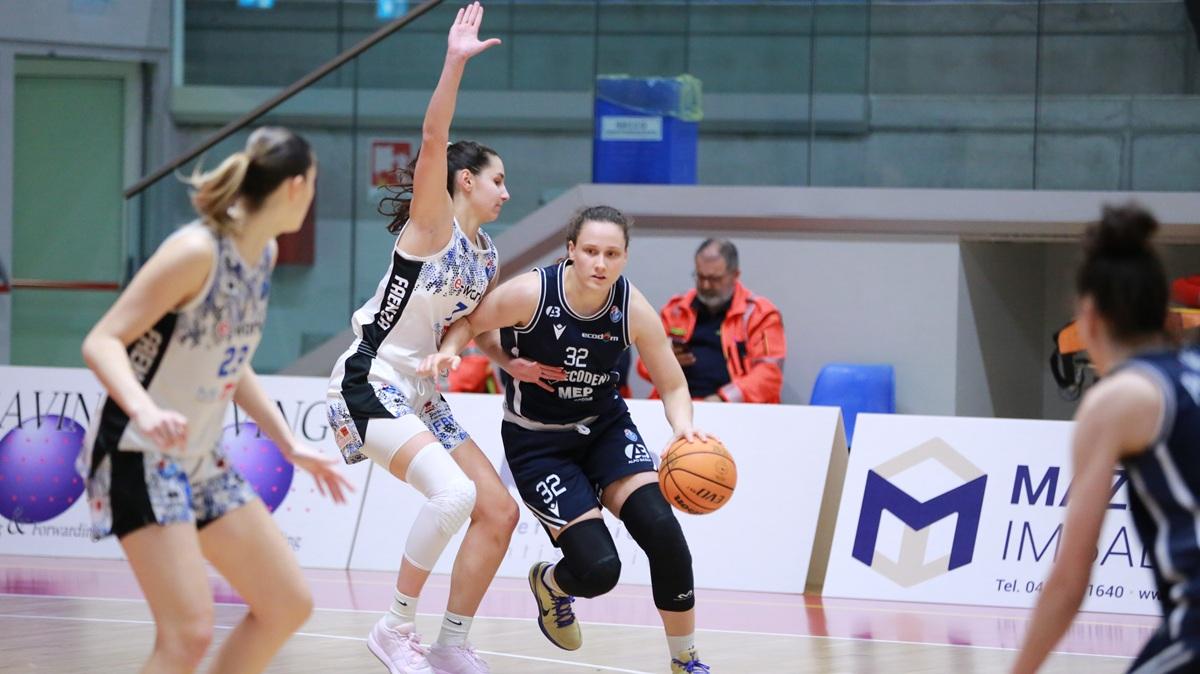 A2 F - Spettacolo Ecodent Alpo, sconfitta una mai doma Faenza