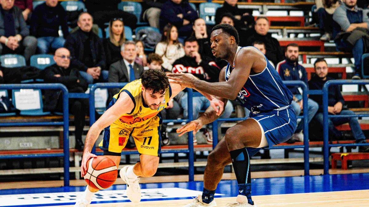 Givova Scafati, Vitucci: "Partita molto dura, di livello molto alto"