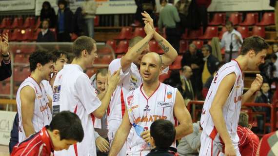 Nel testa-coda niente sorprese: Perugia batte Osimo 90 a 65