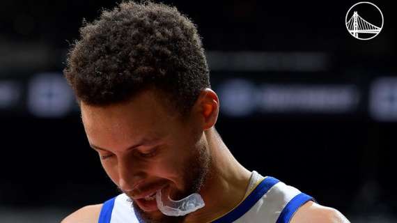 NBA - Warriors: l'incredibile canestro di Steph Curry agli Spurs