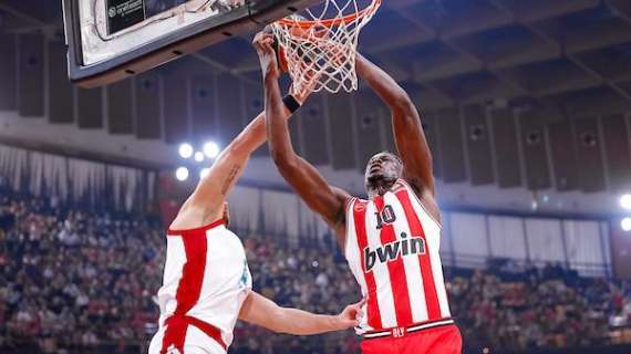 Olympiacos, che tegola: 10/12 mesi di stop per Moustapha Fall