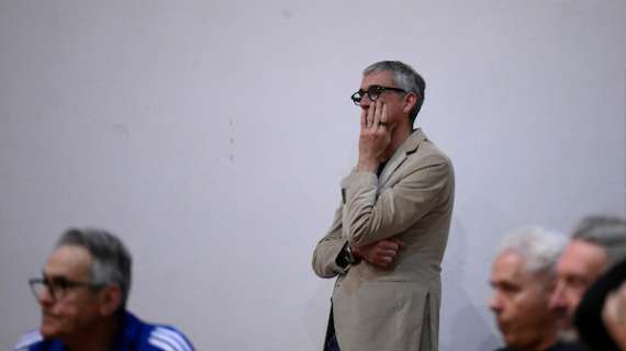 Tuona Nando Marino a Brindisi: «Terna arbitrale non all'altezza della situazione»