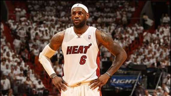 Maglia dei Miami Heat di LeBron James rubata e venduta per $ 3,7 milioni