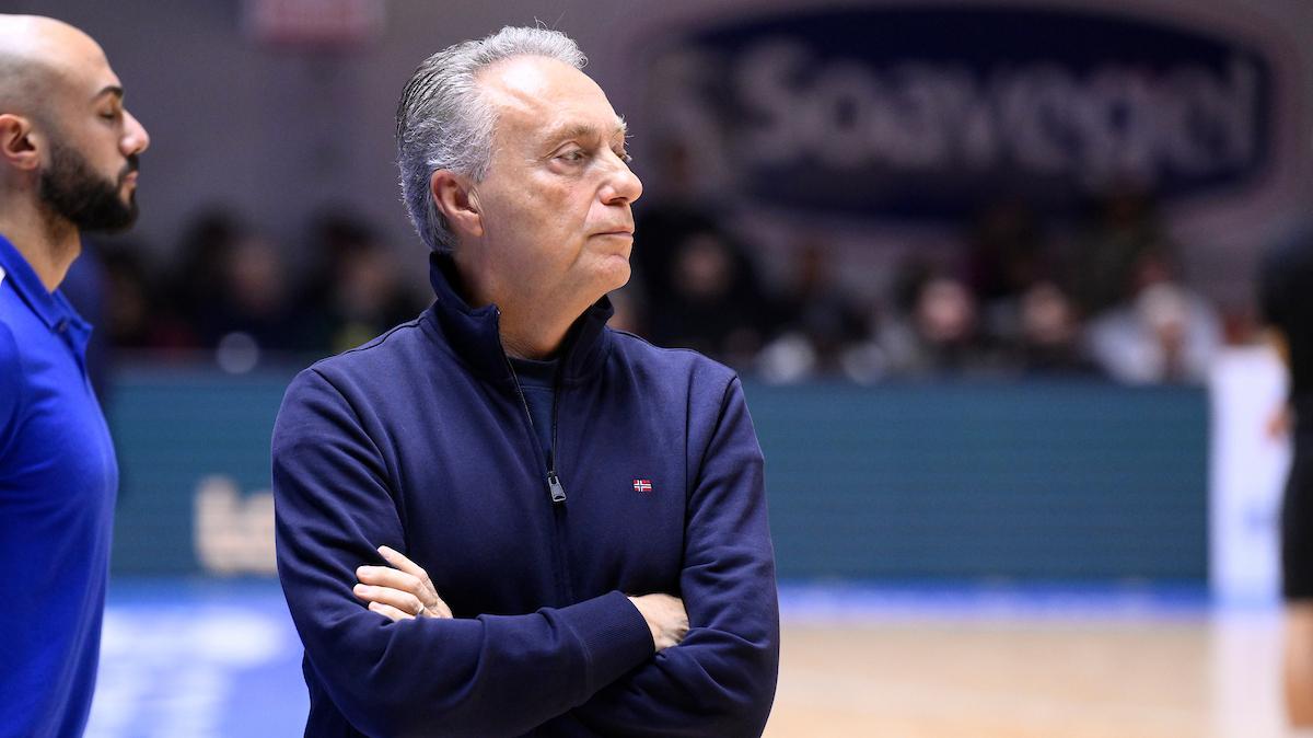 A2 - Brindisi, Bucchi: «Break importante sotto di 17 punti con grande carattere»