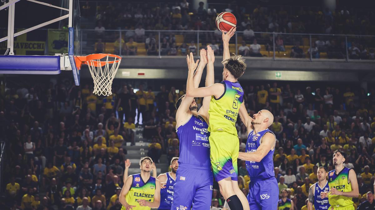 Serie B | Vigevano vs Pielle Livorno, diretta fine 2Q  50-41 