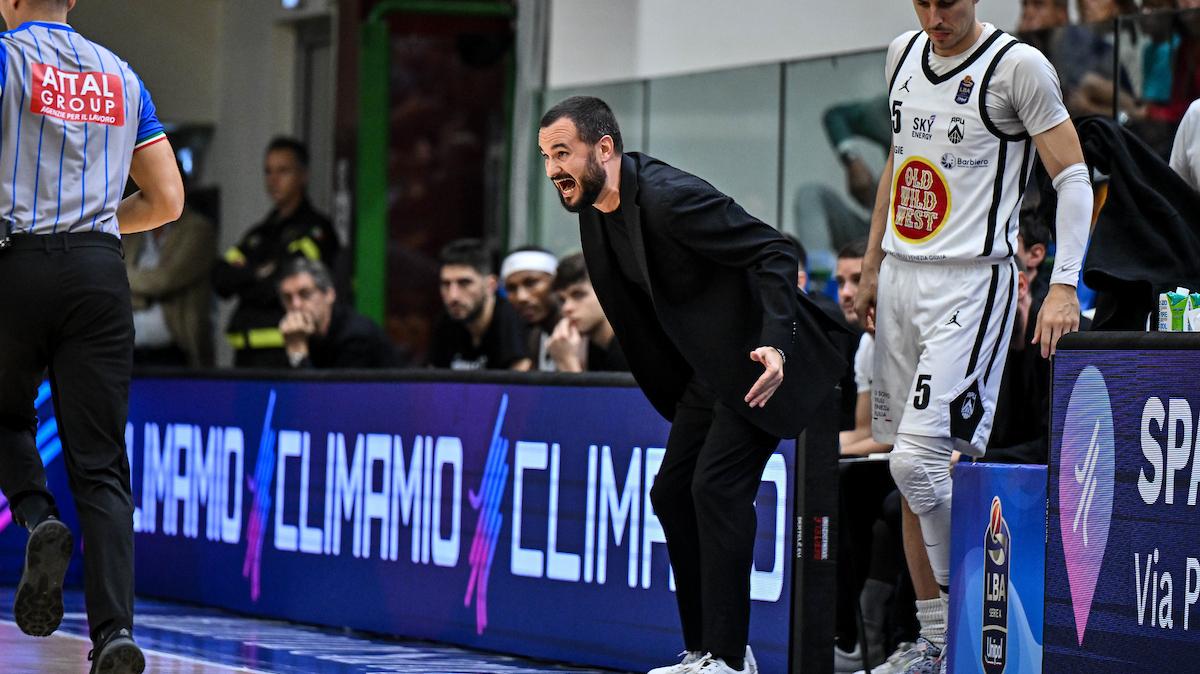 Udine, Vertemati: "Trovata la chiave per avere continuità in attacco nella ripresa"