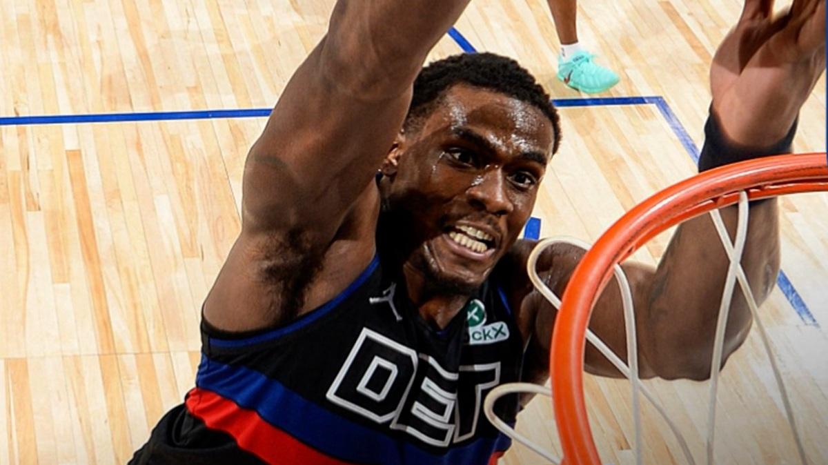 Duren e Cunningham dominanti: Detroit allunga la crisi di Memphis