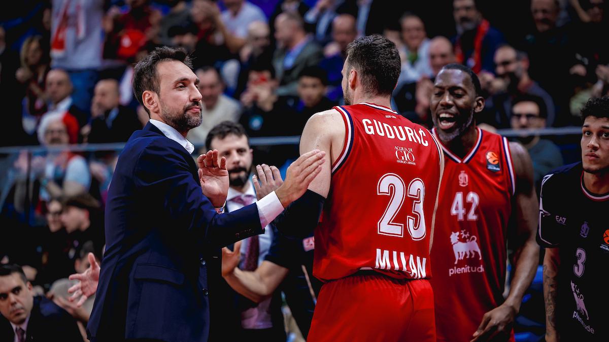 «Una bomboniera»: Peppe Poeta esalta l'effetto Allianz Cloud. Stasera il Fenerbahce