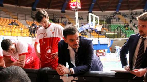 A2 - Pistoia Basket 2000: Confermato coach Brienza e tutto lo staff tecnico