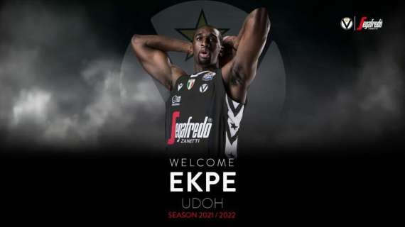 LBA - Ekpe Udoh esce in barella dopo un infortunio al ginocchio