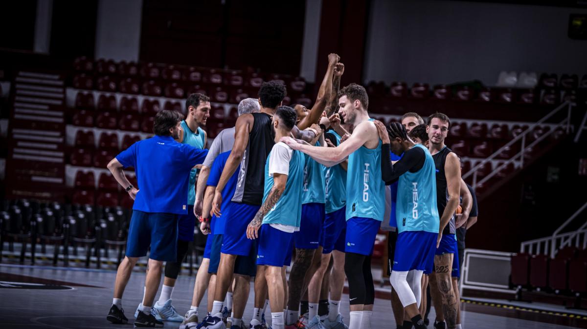 BCL - Il Tofas Bursa si è allenato in serata al PalaShark di Trapani