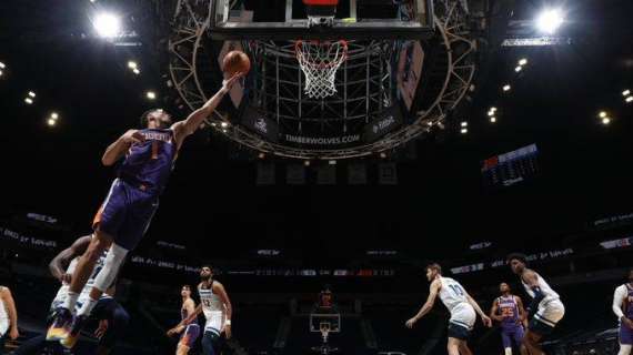 NBA - Suns: Devin Booker fa il break, ciao Wolves