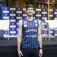 MERCATO LBA - Ethan Happ a Sassari per le visite mediche