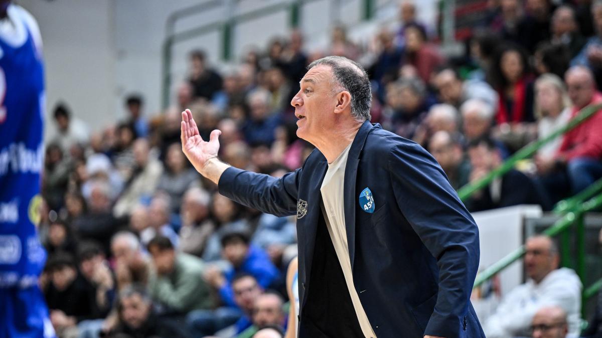 «Chiediamo scusa ai tifosi»: Sassari ora rischia dopo il ko con Treviso