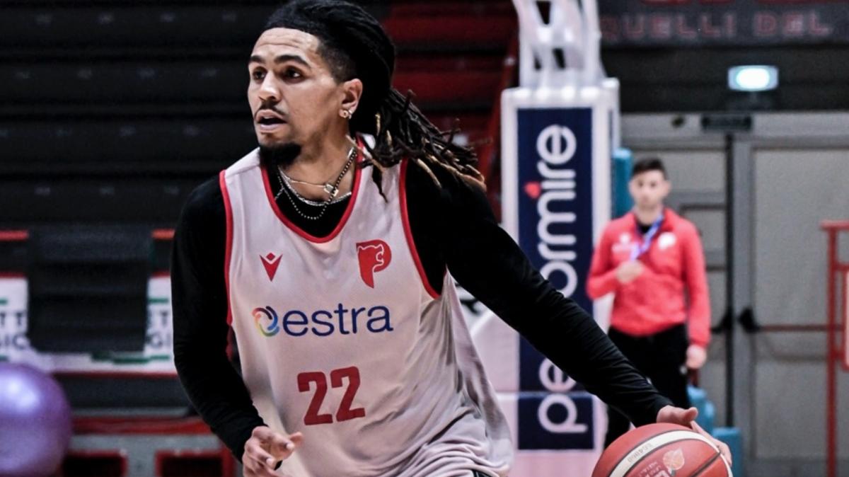 Mercato A2, Jazz Johnson verso l'uscita da Pistoia: sirene turche