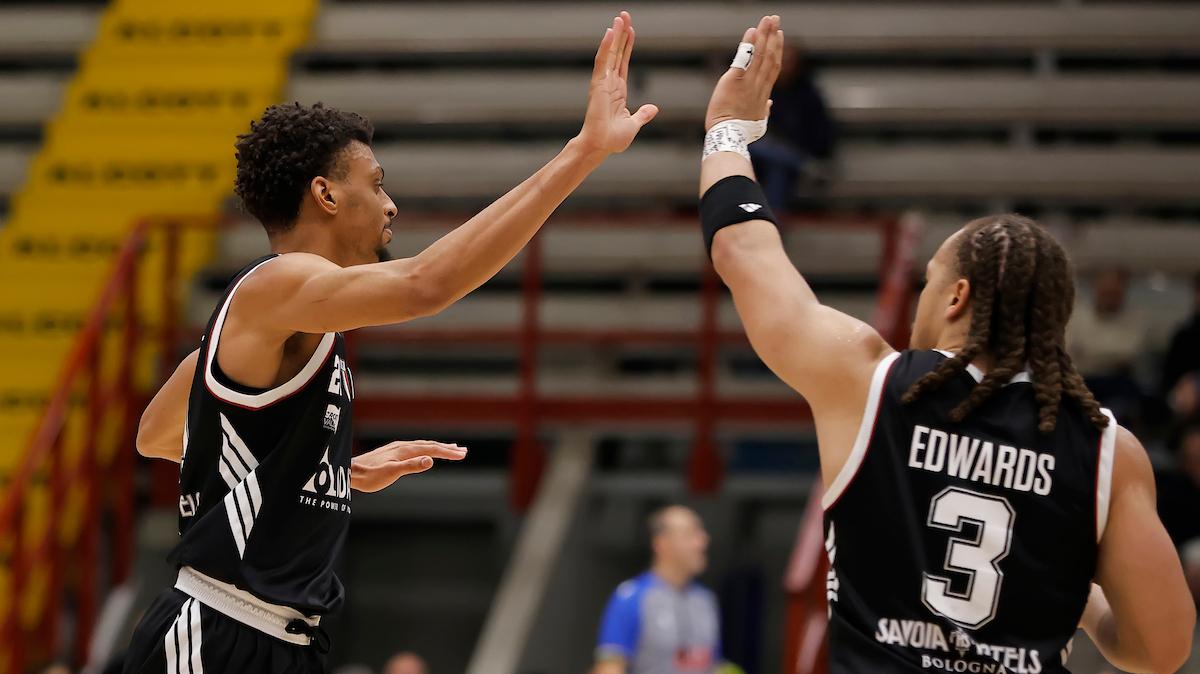 Virtus Olidata Bologna, Edwards e Alston ritoccano i propri massimi